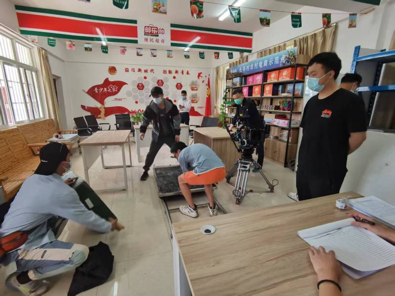 镇雄县广告片拍摄公司：极简主义践行者，少即是多的视觉哲学